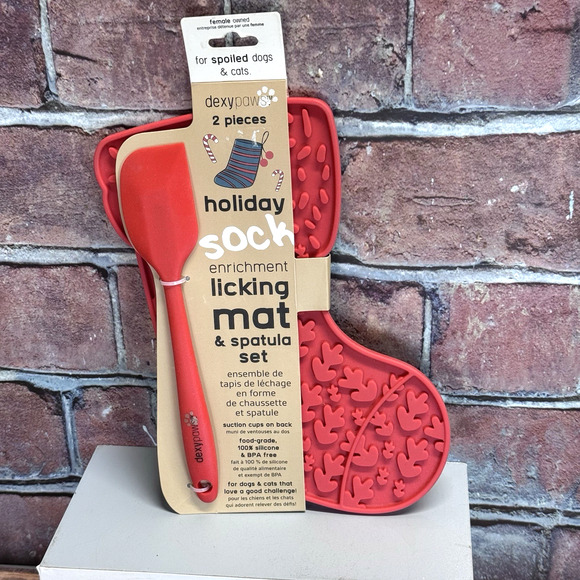 Holiday Christmas Stocking Lick Mat w Spatula Set Dog Cat Enrichment Dexypaw - Picture 1 of 5